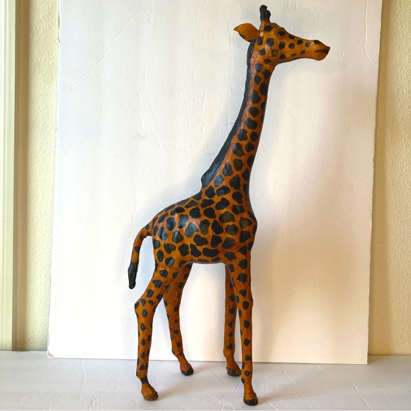 Handcrafted Wooden Giraffe Showpiece Figurine Statue For Home Office Decor 21” - Picture 1 of 6
